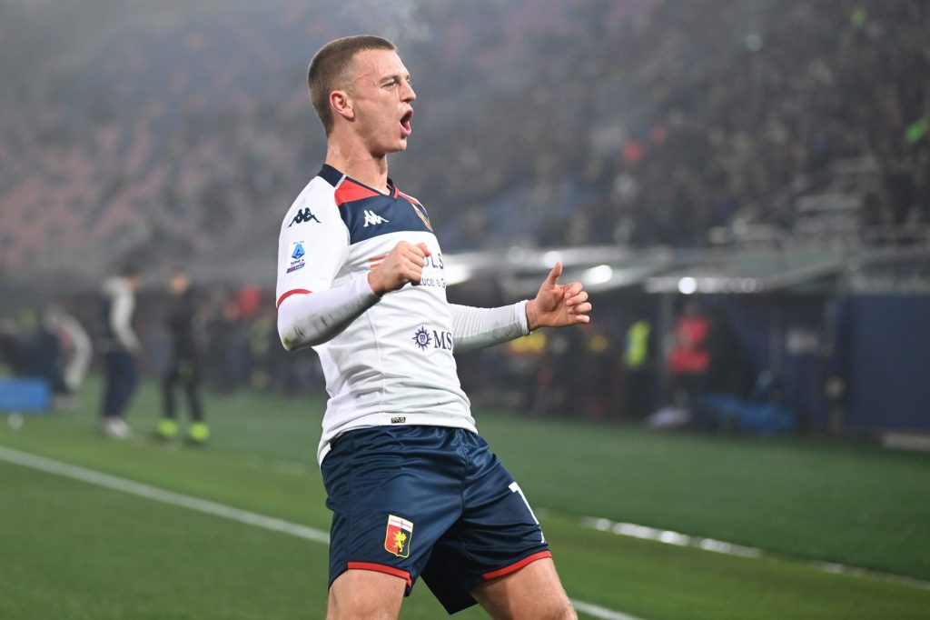 Albert Gudmundsson, attaccante del Genoa