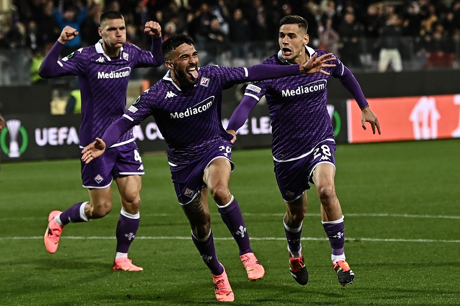 Nico González. attaccante della Fiorentina