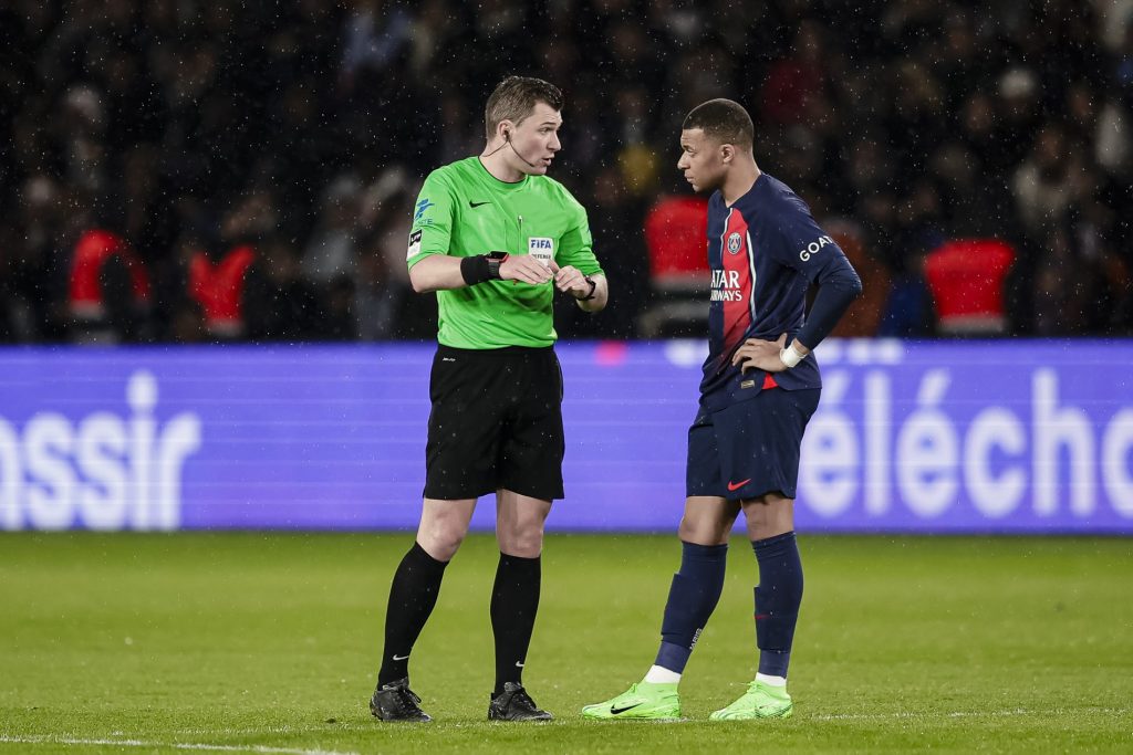 Willy Delajod, arbitro