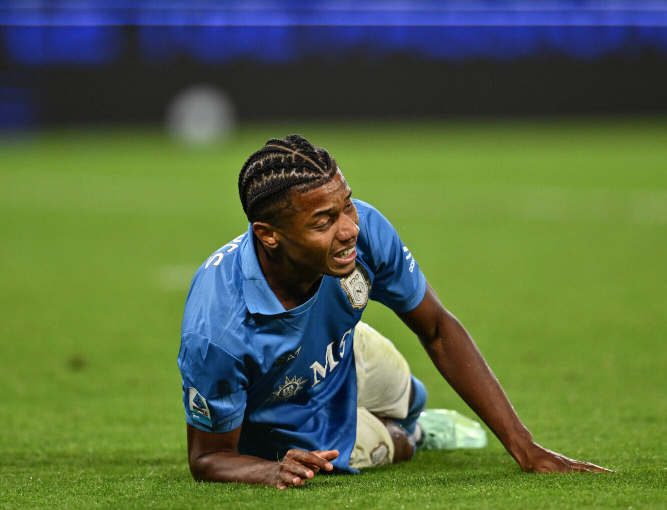 Napoli: Neres in forte dubbio per la trasferta al Penzo di Venezia
